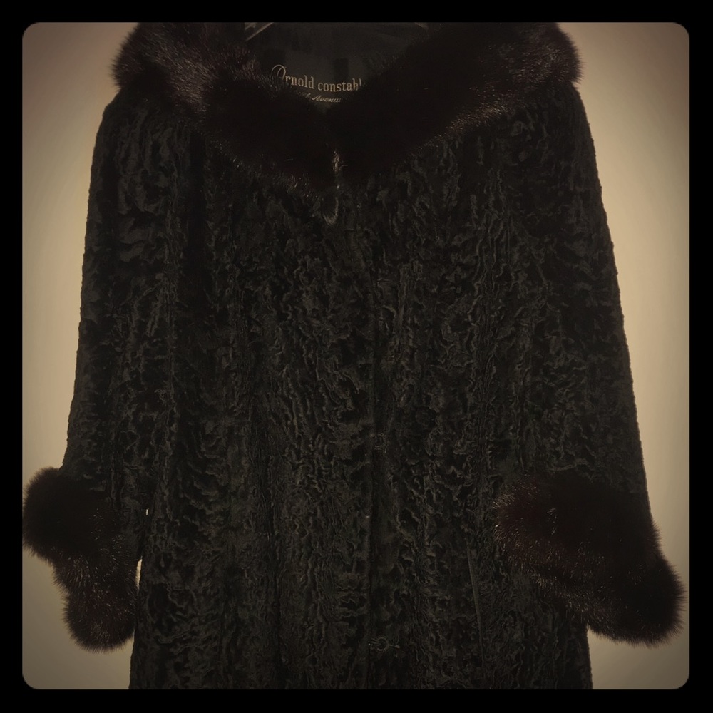 SOLD!! Black Lambs Wool Coat w/ Brown Mink Collar